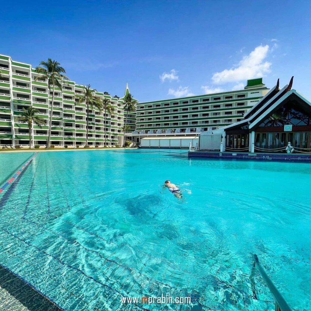 le-meridien-phuket-beach-resort-05