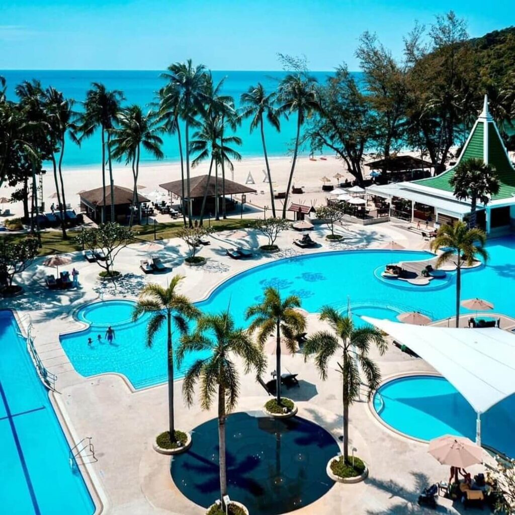 le-meridien-phuket-beach-resort-13